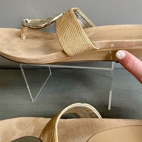 Anne Klein AK Women Tan Wedge Sandal Slide Thong 8 Neutral Gold Circle Summer - Picture 7 of 13